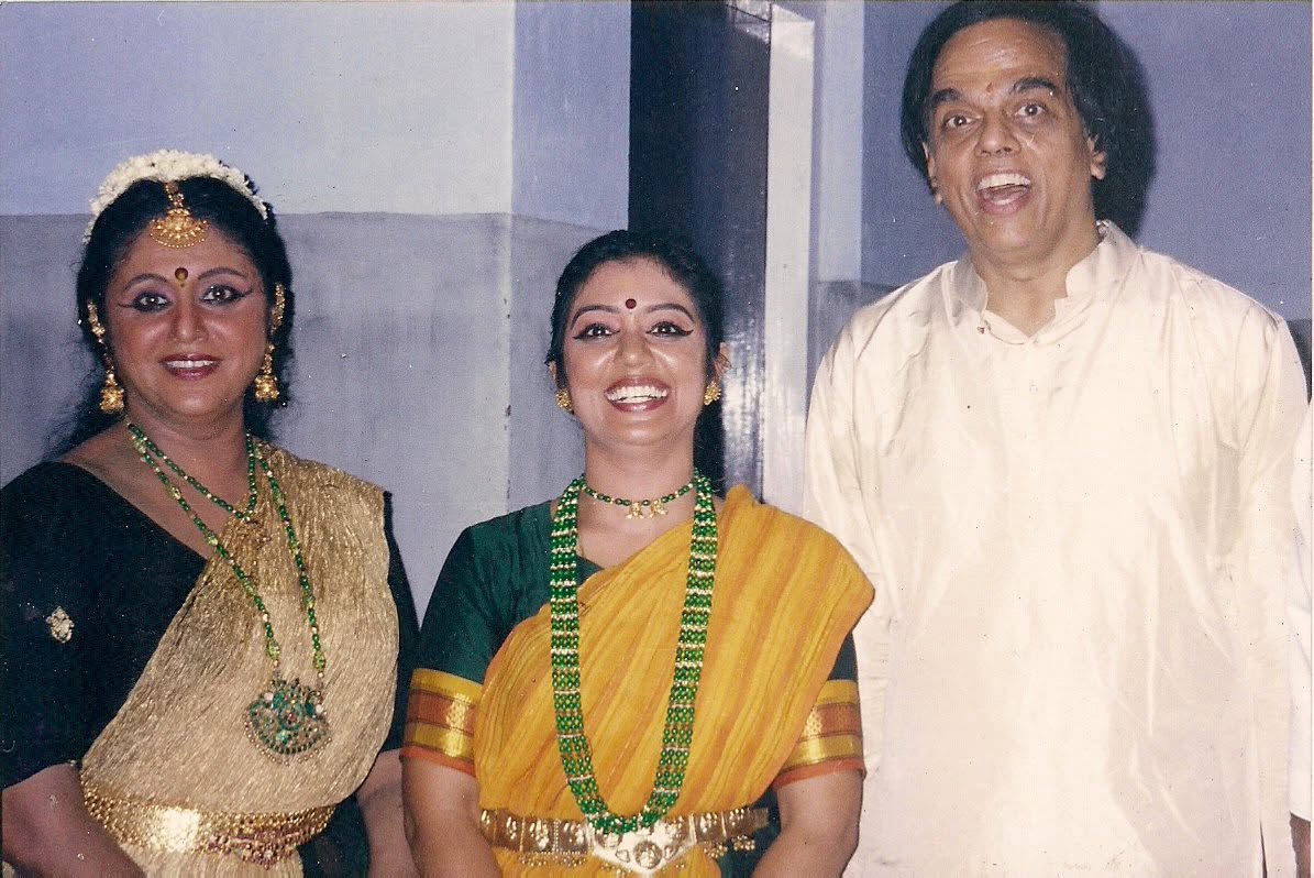Jayanthi Sundar with Guru Chitra Visweswaran and Sri Visweswaran